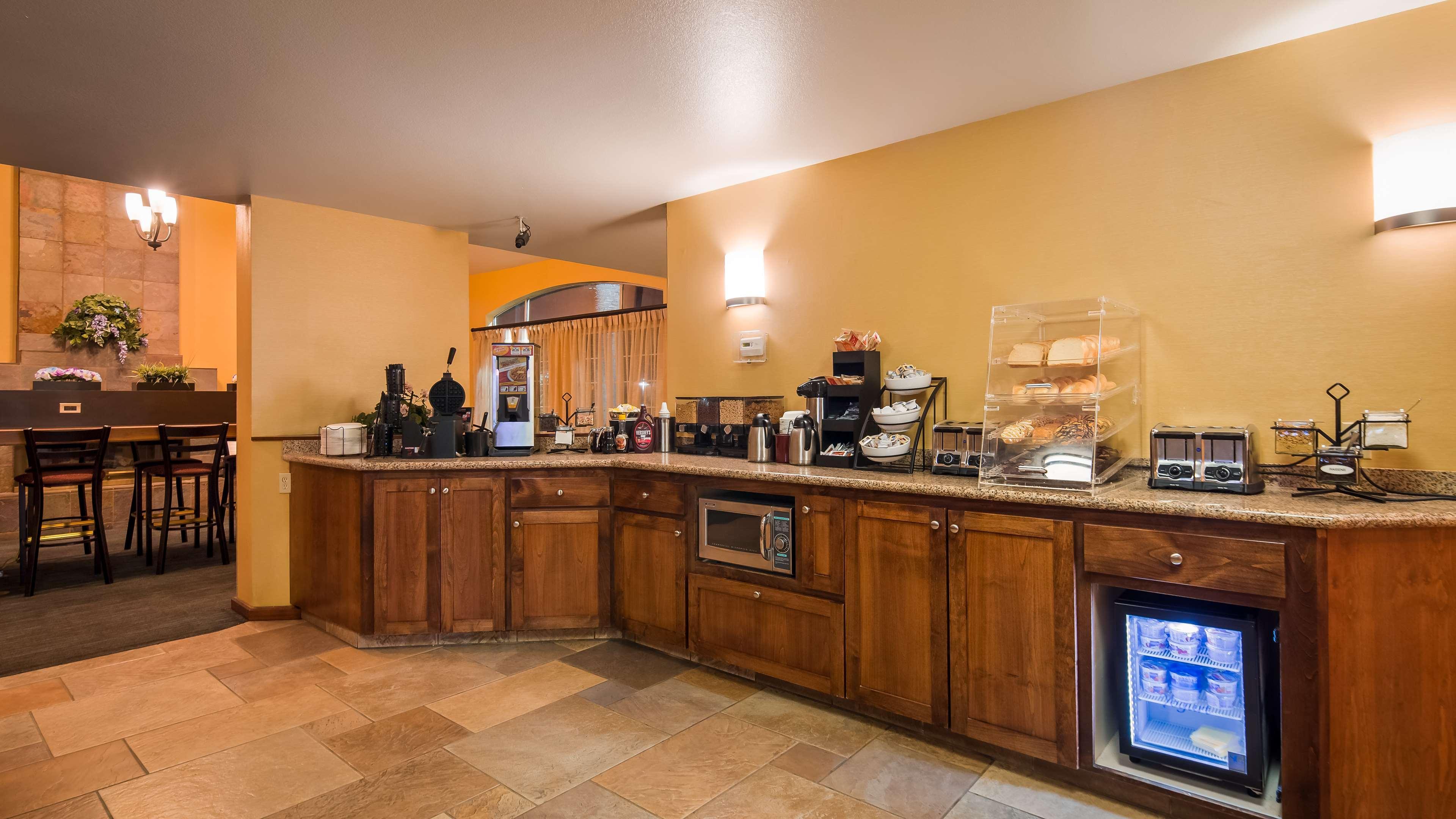 Best Western Palm Court Inn Modesto Kültér fotó