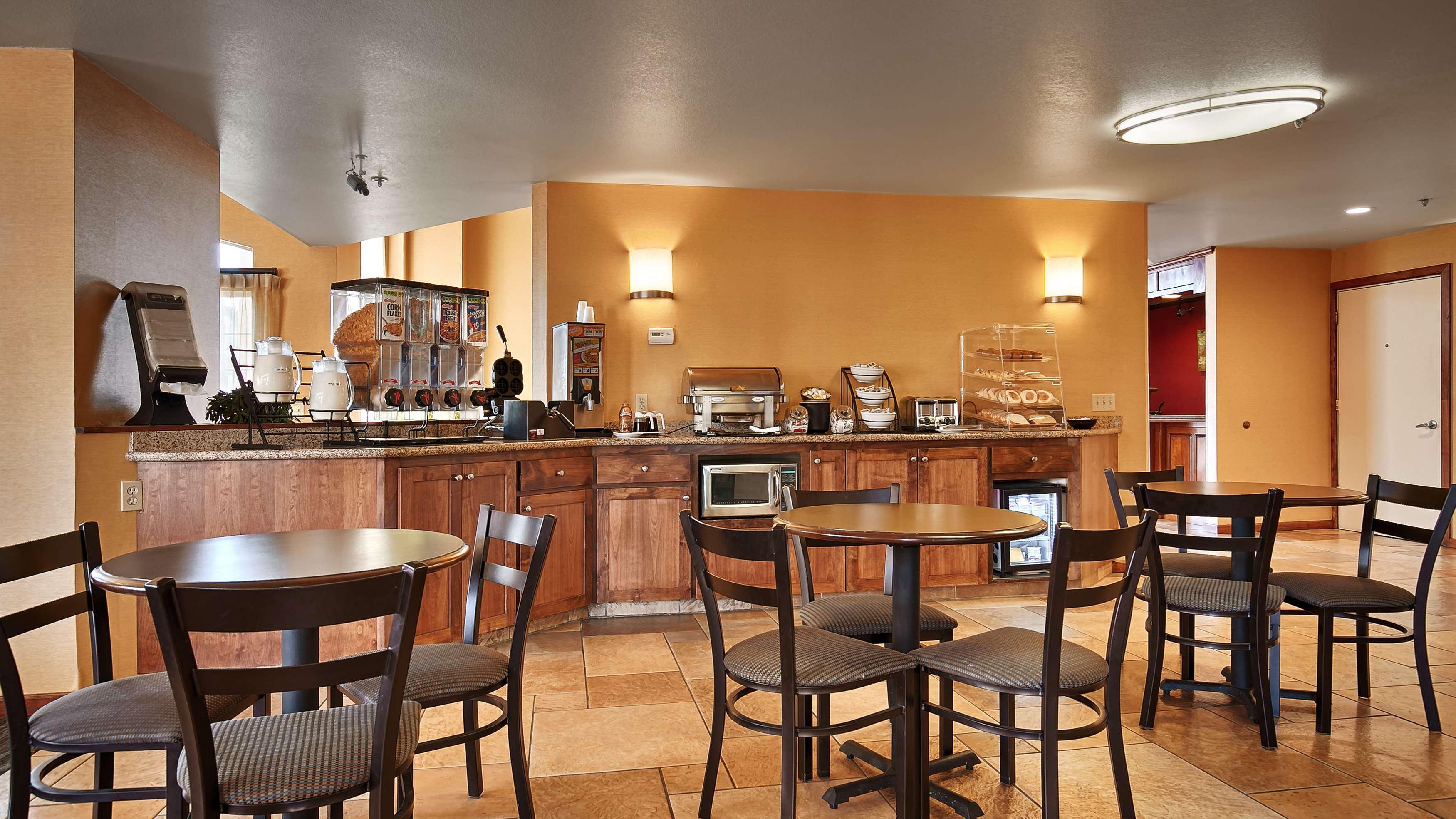 Best Western Palm Court Inn Modesto Kültér fotó
